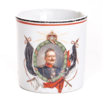 Porcelanowy kubek z wizerunkiem cesarza Wilhelma II Hohenzollerna